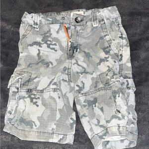 Mossimo Supply Co. Gray Camouflage Cargo Shorts